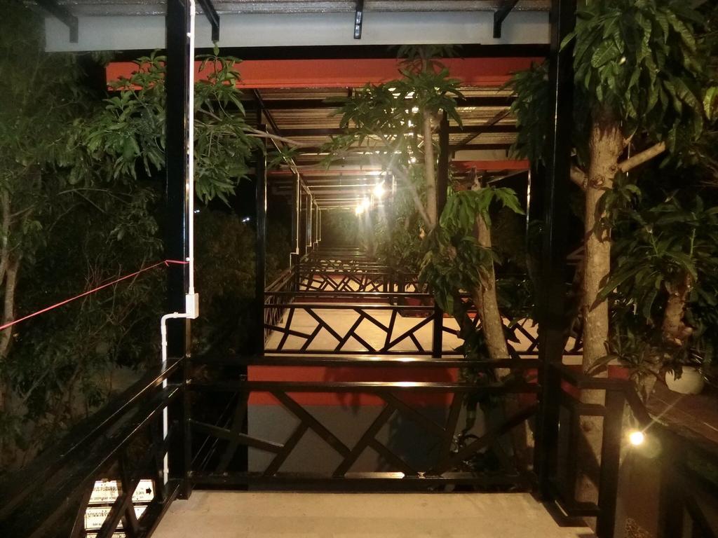 Meephawa Resort Ампхава Экстерьер фото